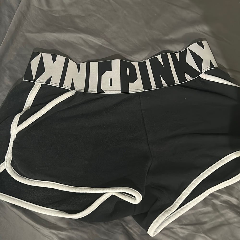 PINK victoria’s secret shorts with pockets